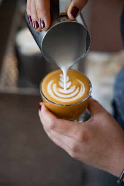 Pouring latte art